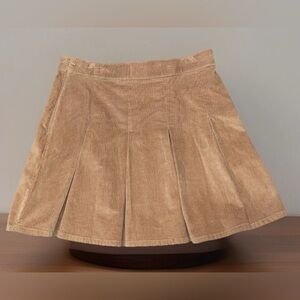 Hollister skirt‎ Light Brown corduroy pleated side zip
size M